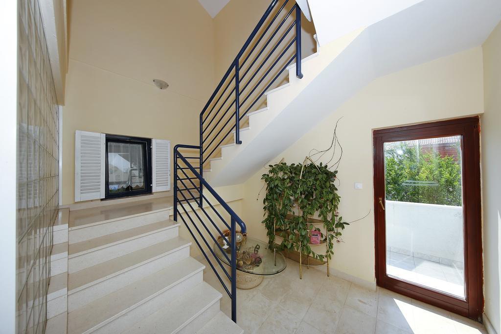 Punta Preko Apartments Luaran gambar